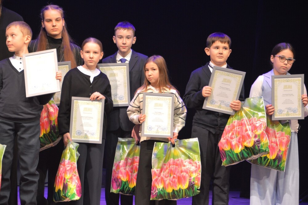 Тверские школьники стали участниками Рождественского концерта