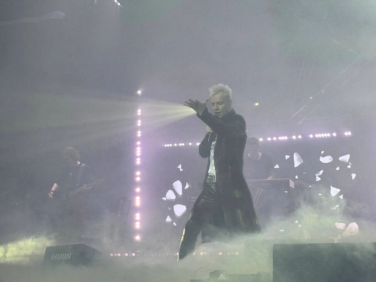 Фото из открытых источников. Шаман на концерте