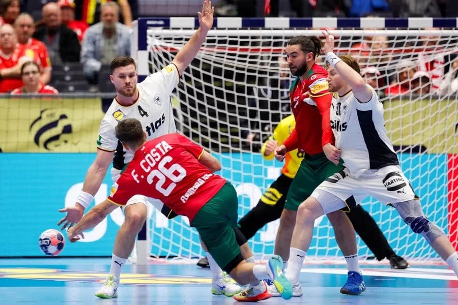    У Кико Кошты - 10 точных бросков