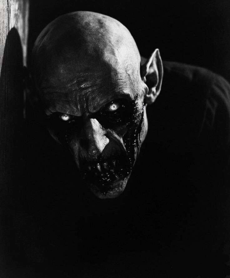 ЮРЕ ГРАНДО - ПЕРВЫЙ ВАМПИР В ИСТОРИИ