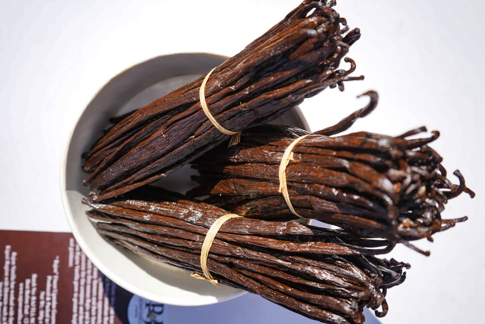 Фото: Стручки ванили  dvemorkovki.ru