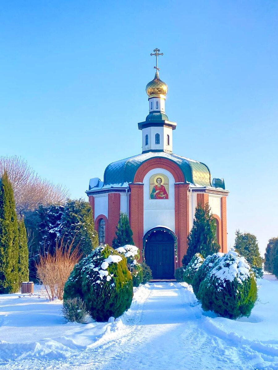 Церковь Великомученика Пантелеимона Целителя на Куршской косе.