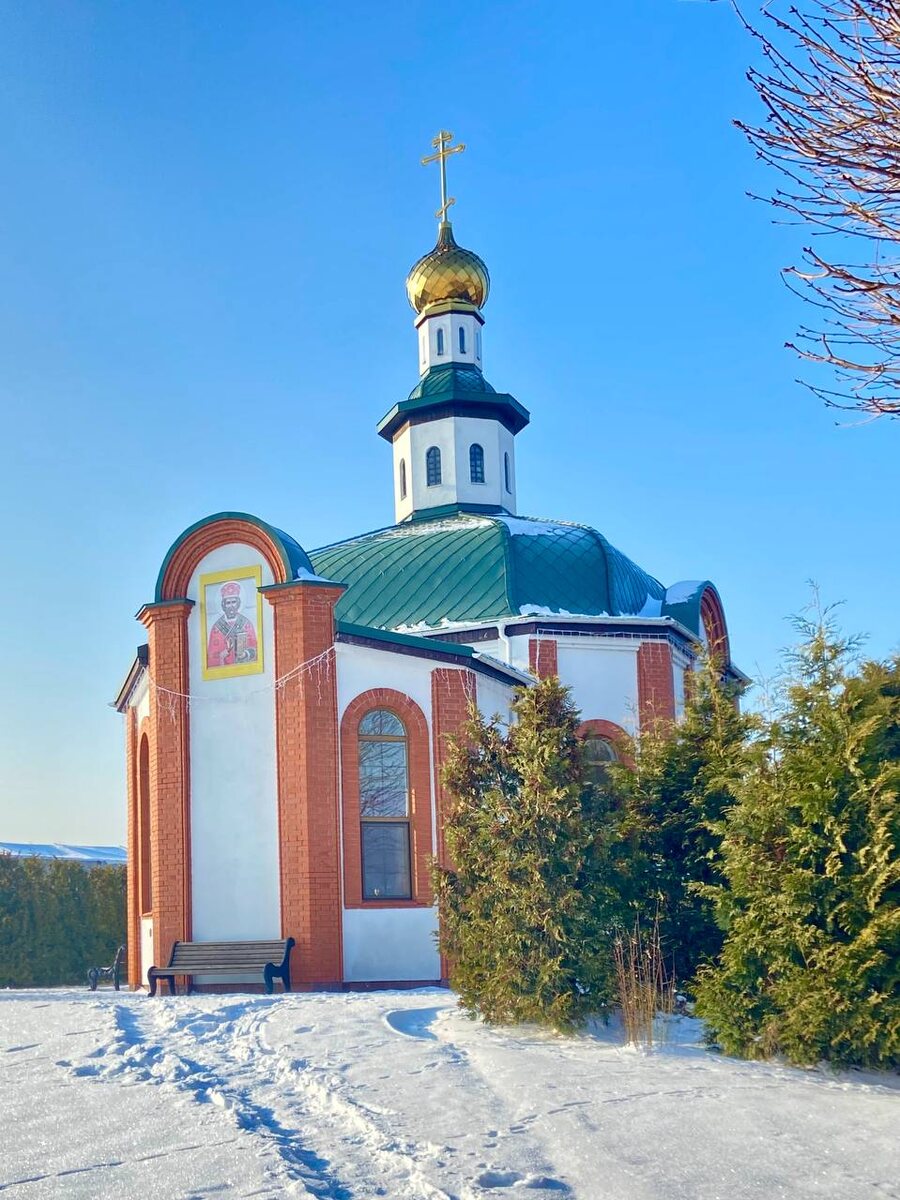 Церьковь Великомученика Пантелиемону Целителю.