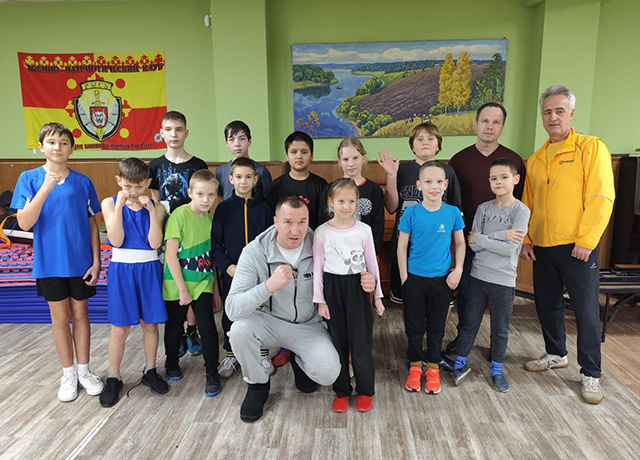 Под Тверью открылась бесплатная секция бокса