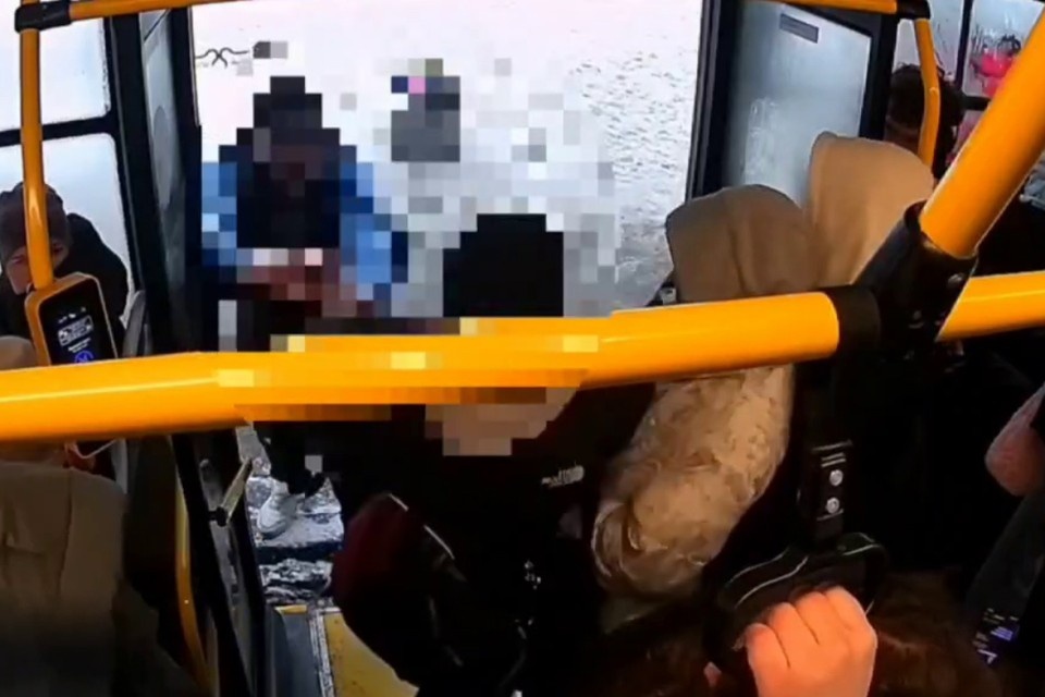    Потасовка произошла в одном из автобусов Петербурга. Фото: предоставлено компанией перевозчика