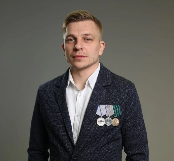 Борис Петриков