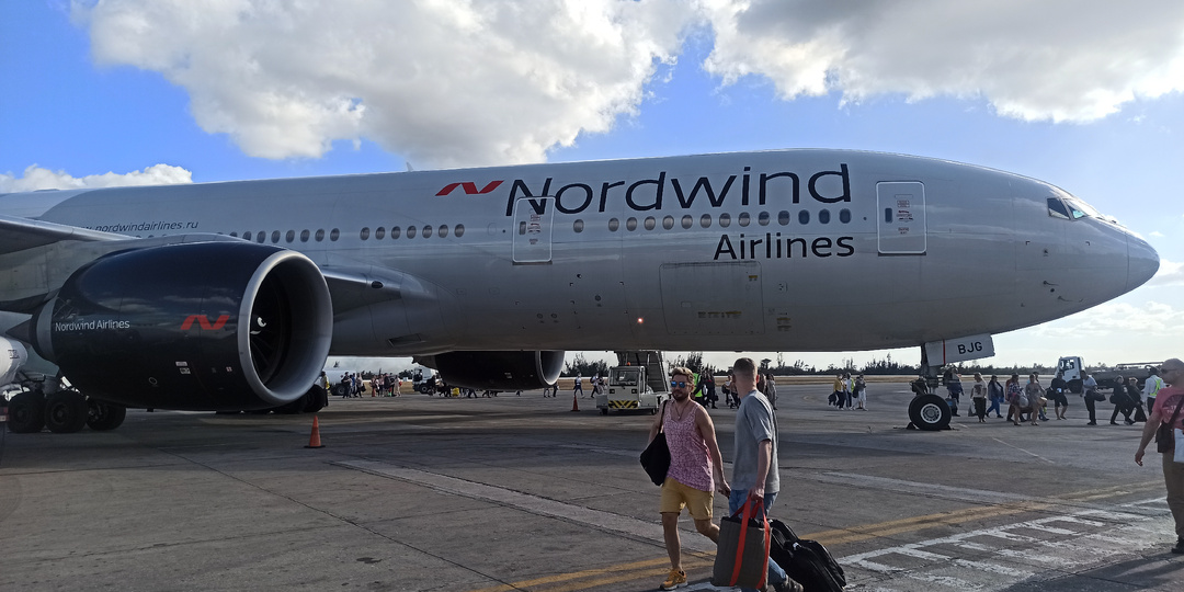 10 часов в самолёте — не страшно! Летим без стресса