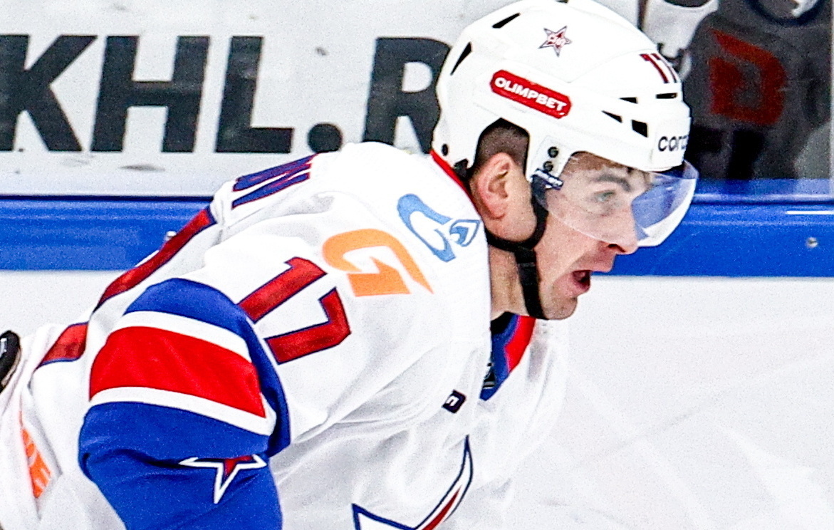    Нападающий СКА Андрей Локтионов  Софья Сандурская/ТАСС