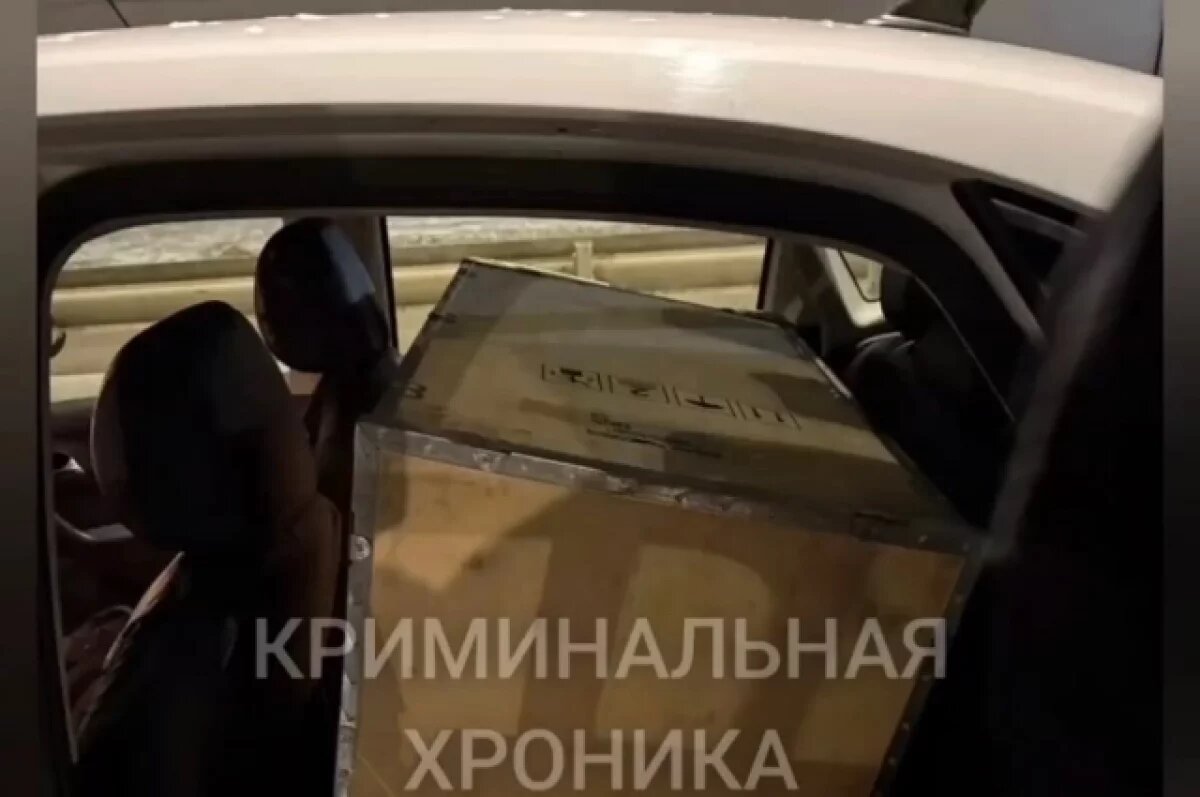    Более 32-х кг мефедрона нашли полицейские в машине приезжего в Дагестане