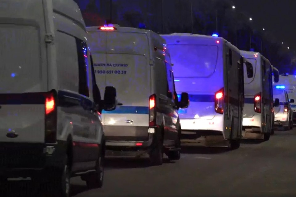    Рейд прошел в одном из ТЦ. Фото: пресс-служба ГУ МВД России по Санкт-Петербургу и Ленобласти