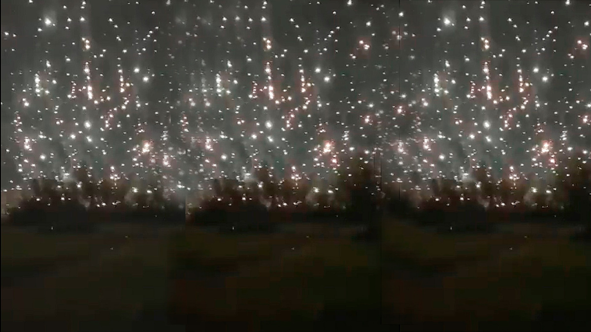 «Люстра» ВС РФ: как один снаряд превращает ночь в день (фото из интернета)