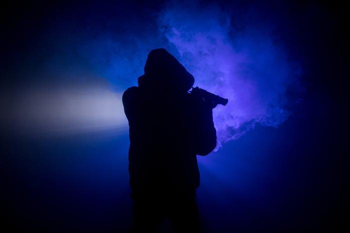 Обложка © Shutterstock / FOTODOM / zef art