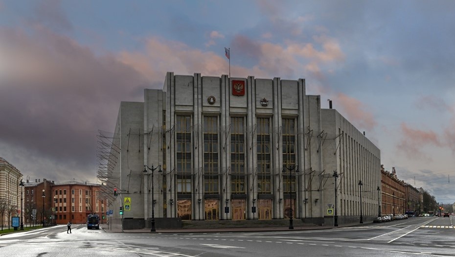 Автор фото: Мартьян Фролов. Сейчас правительство Ленобласти работает в Петербурге, на Суворовском пр., 67.