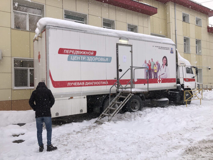 Как бы травму на лестнице не получить.