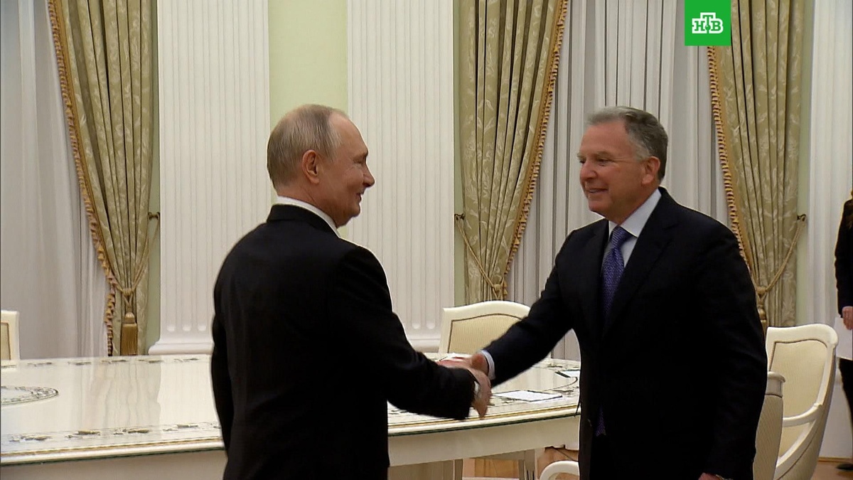    В Кремле началась встреча Путина с Уиткоффом и Кушнером