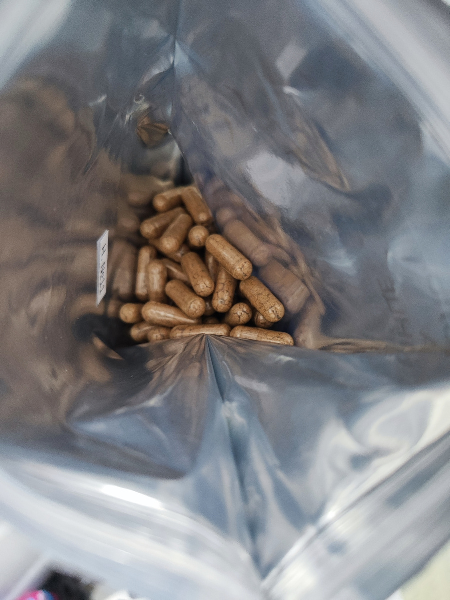 Такие капсулы в пакетиках пришли.. 