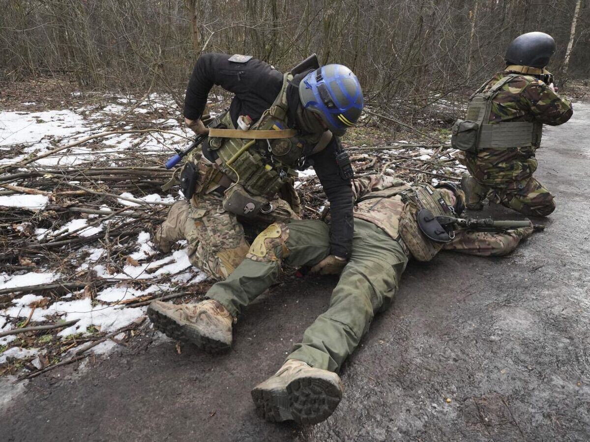    Украинские военные в Харьковской области | © AP Photo / Andrii Marienko
