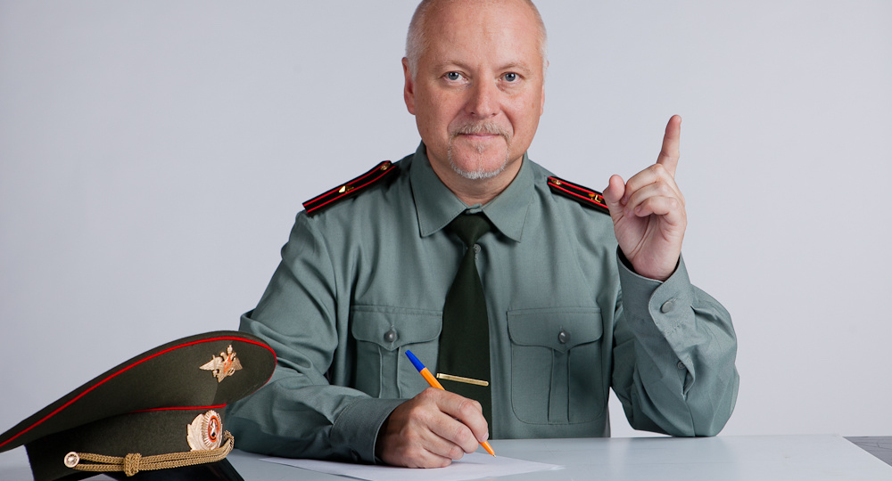 Ветеран труда для военного пенсионера: Как офицеру или контрактнику получить гражданские льготы