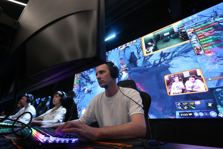    Совокупная аудитория видеоигр в России составила 106 млн человек, 3 года назад она насчитывала 88 млн. человек.   
Фото: «БИЗНЕС Online»