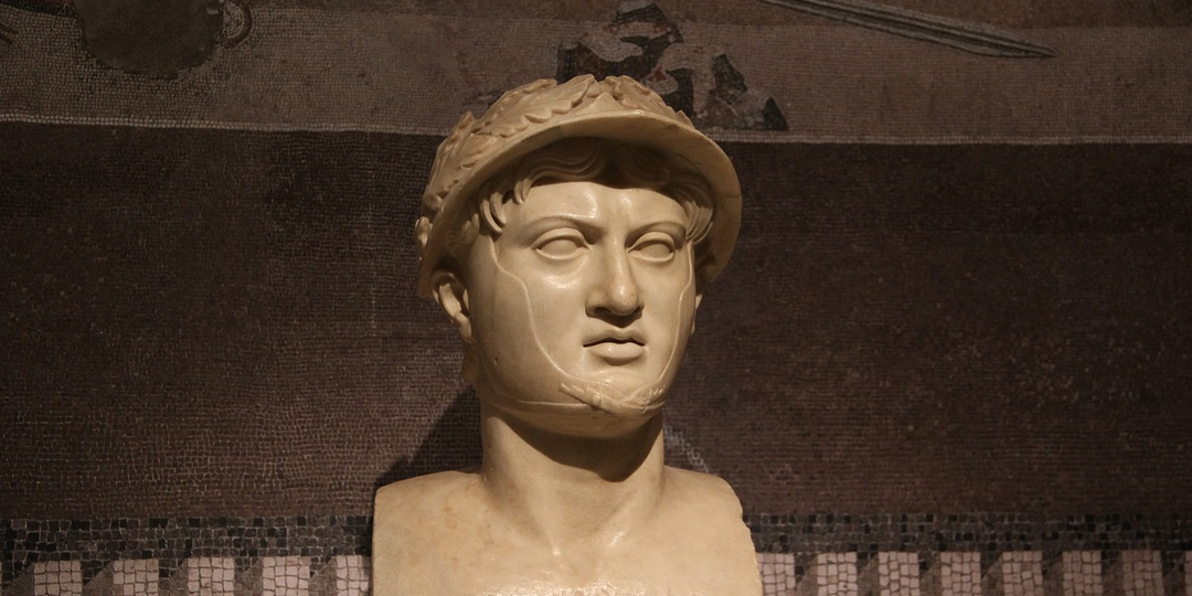 Почему царь Пирр выиграл все битвы, но остался в дураках