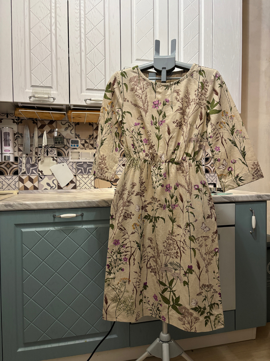 Новое льняное платье