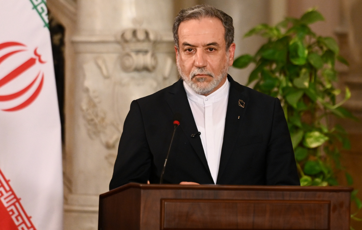    Глава МИД Ирана Аббас Арагчи  Sayed Hassan/Getty Images