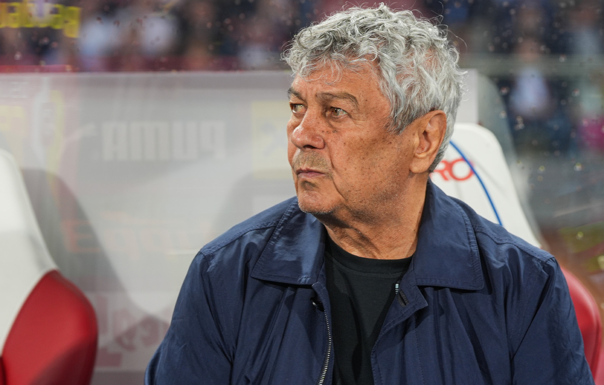    Главный тренер сборной Румынии Мирча Луческу  Christian Hofer/Getty Images