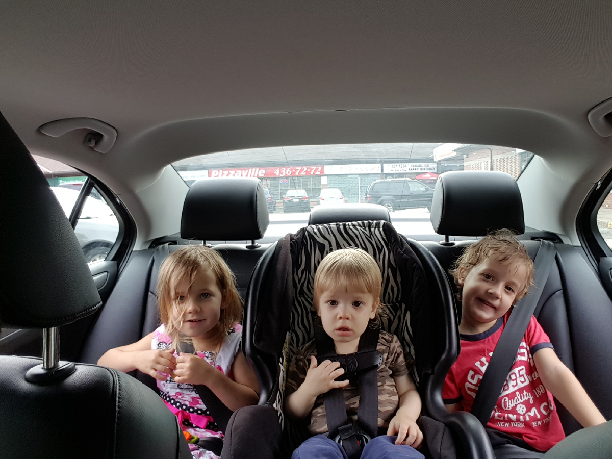 Ещё в Канаде, но уже с мыслью о России.