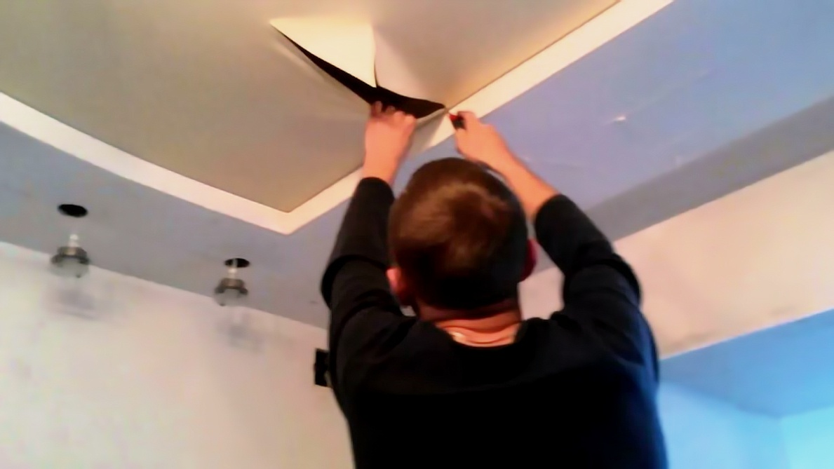 Натяжные потолки — не лучший выбор для дома