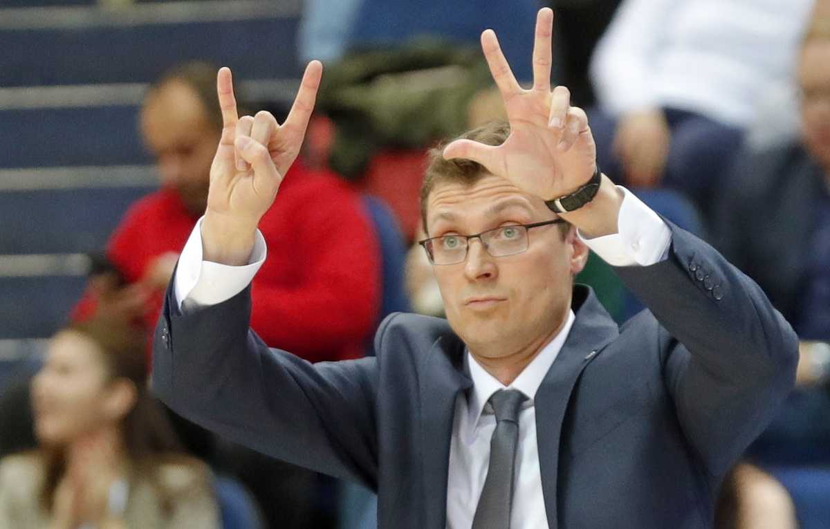    Тренер "Зенита" Ростислав Вергун  Михаил Джапаридзе/ТАСС