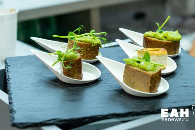    ЕАН. Блюда в ресторанах