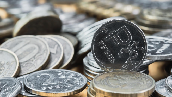 Фото: https://ru.freepik.com/free-photo/background-blurry-out-focus-bokeh-pasteurization-coins-russian-ruble-table-change-exchange-rate-ruble-idea-economic-news-banner_29072293.htm#