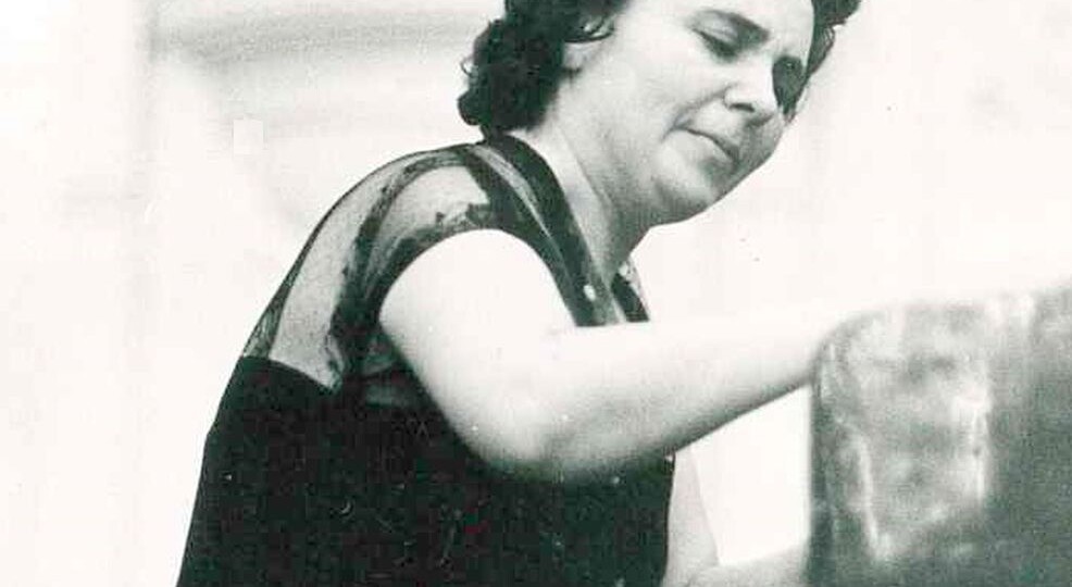 Знаменитости Серафимовского кладбища. Пианистка Любовь Брук-Тайманова