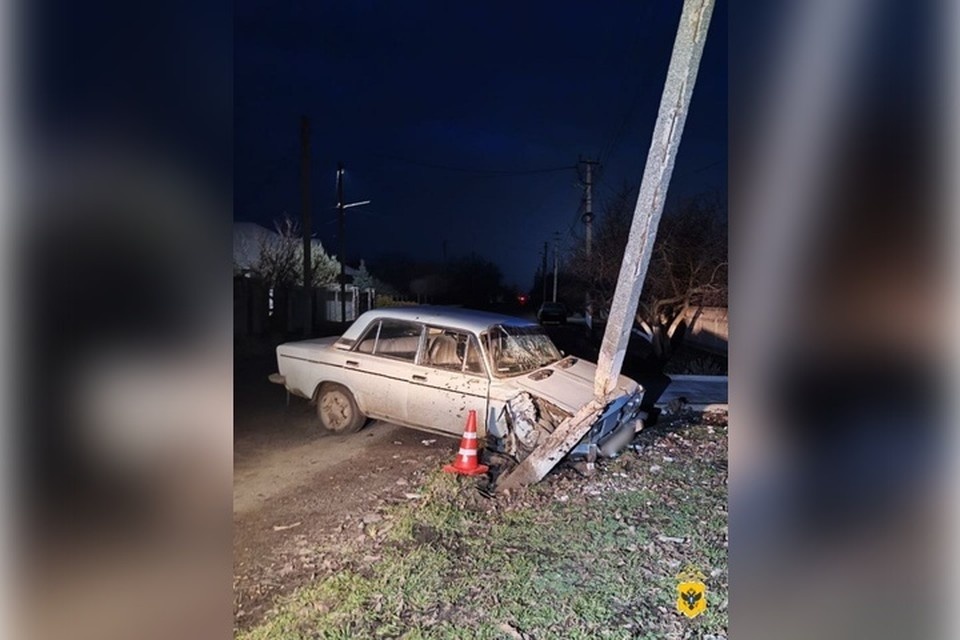    Нетрезвый водитель протаранил опору ЛЭП. Фото: ГУ МВД России по Херсонской области