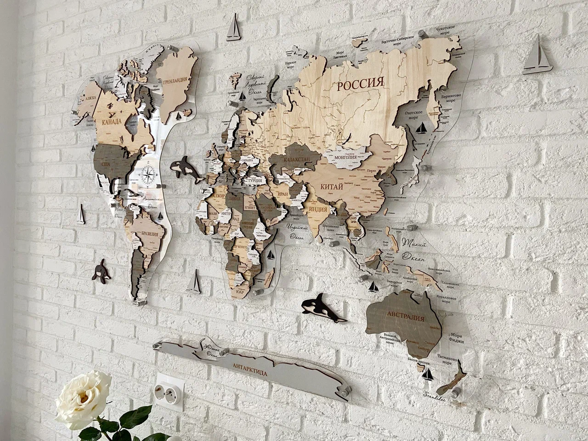 Карта мира из дерева в цвете «Венеция»