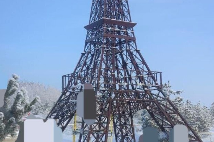 Наш земляк рухнул с Эйфелевой башни в больницу