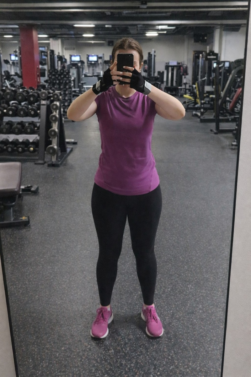 Это зал не мой, фон обработан.