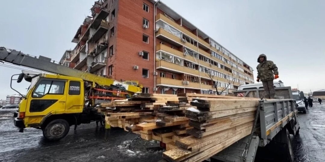 В Новой Адыгее продолжают ликвидировать последствия атаки БПЛА