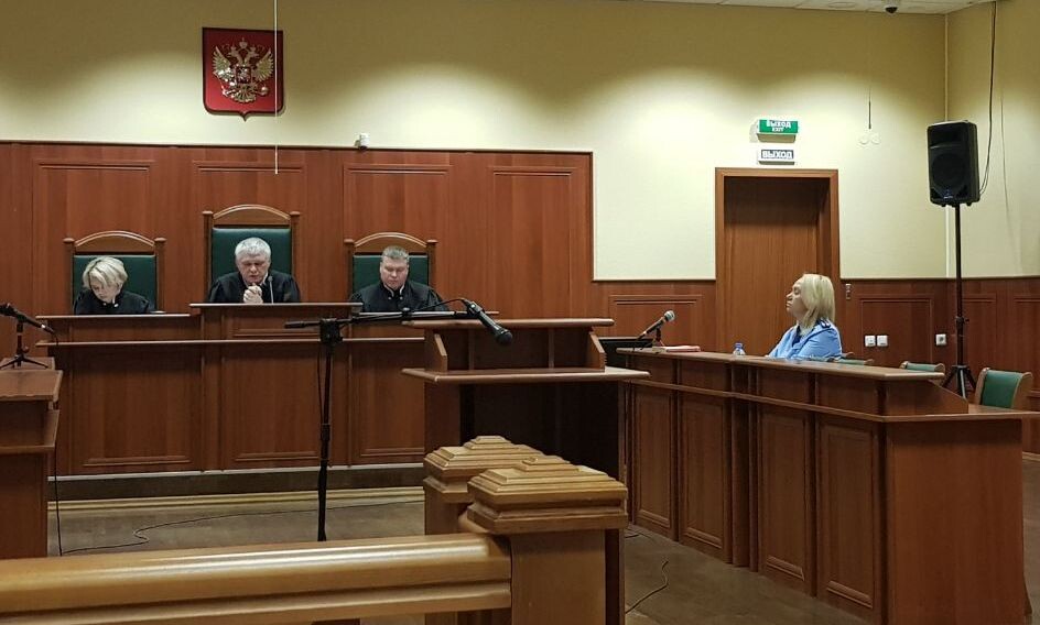    фото: © коллаж "Столица на Онего", фото из суда Ирина Меркова