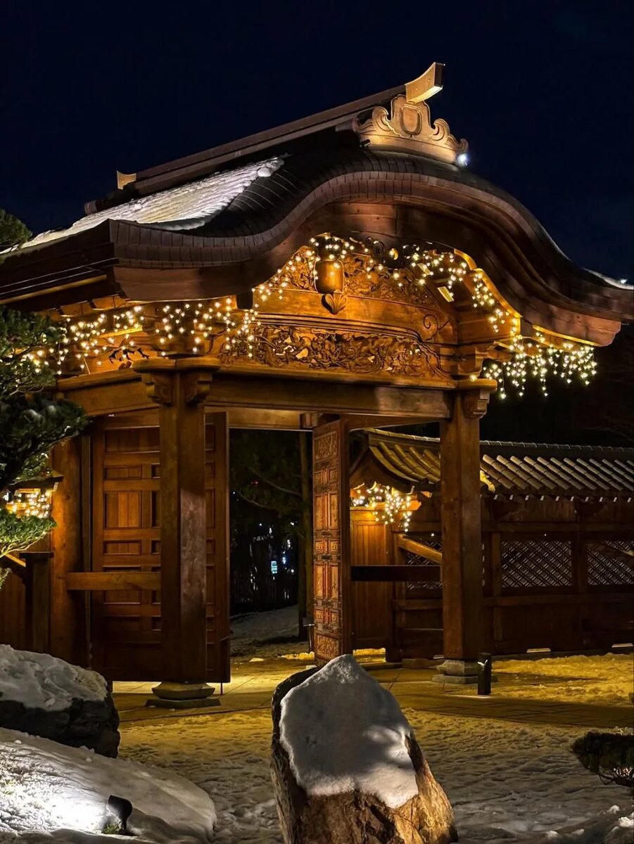 Ворота "Карамон"