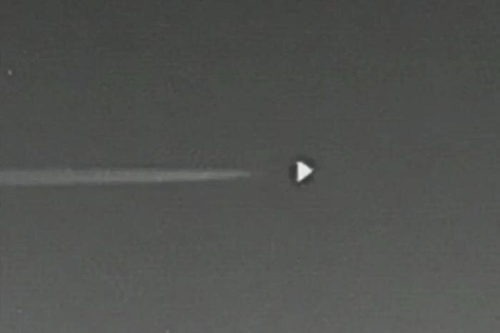 Над «Зоной 51» засняли загадочный треугольный летательный аппарат. Фото © Instagram (признан экстремистской организацией и запрещён на территории Российской Федерации)/ uncannyexpeditions