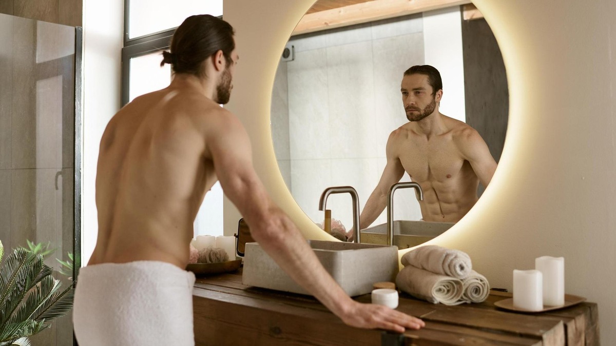    Мужчины чаще проявляют нарциссические черты личности, чем женщины.