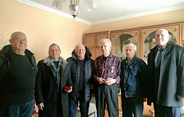    У юбиляра в гостях (фото: Камышинская городская дума)