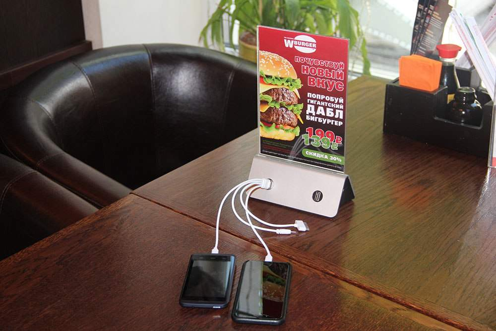 Зарядился в городе? Осторожно: общественные USB-порты могут «украсть» ваши данные