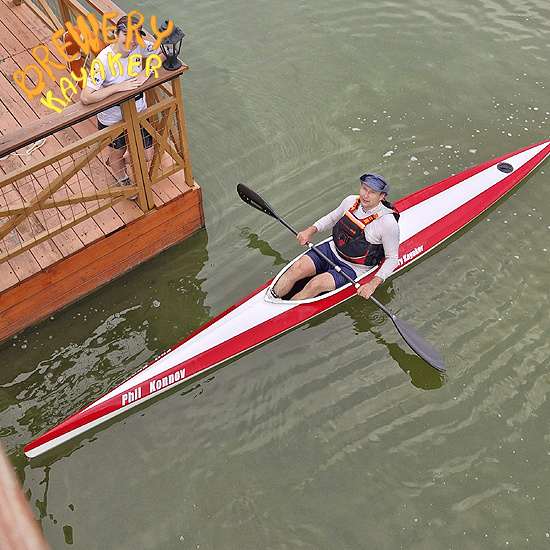 Реплика лодки в категории параканоэ. 