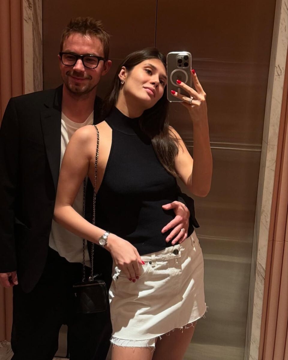    Виктория Антонова и Александр Петров. Источник: @viktoriyaantonova_*