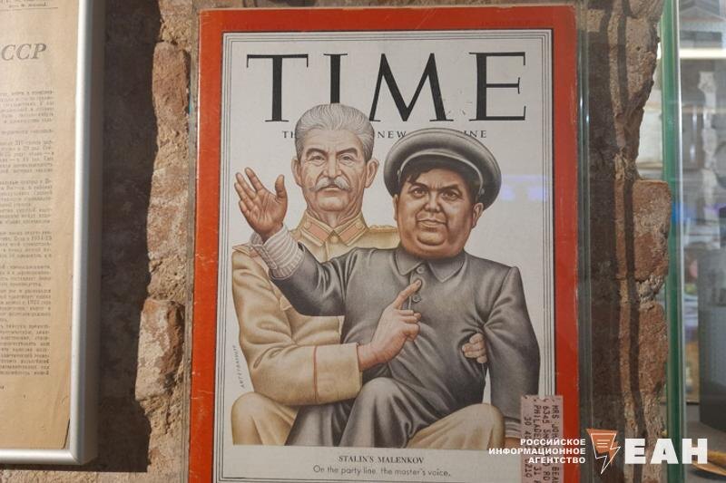    Экспозиция в галерее «Наши люди»