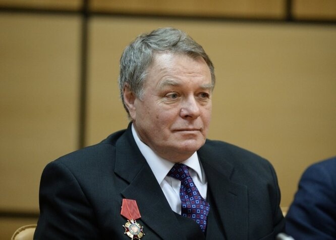 Виталий Безруков