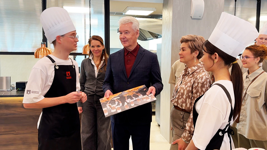    © АО "ТВ Центр"