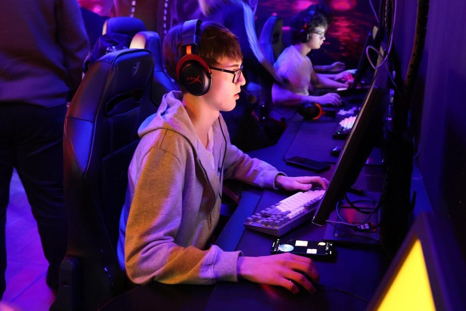  Пресс-служба подмосковного отделения "Молодой Гвардии Единой России"